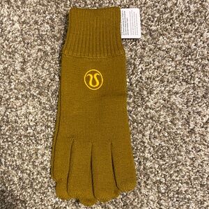 Lululemon Revelation Tech Gloves